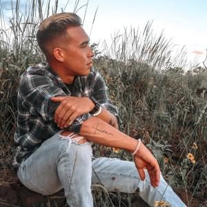 Meet your Posher, Nicholas